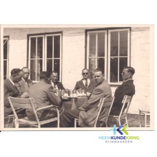 1955 Oberspay Duitsland Schotell-werf Ophalen van de Douaneboten 2de vl Gerrit vd Laag 2de vr Michiel Punt 3 vl Timmer. Coll. HKR geschonken door H.vd Laag